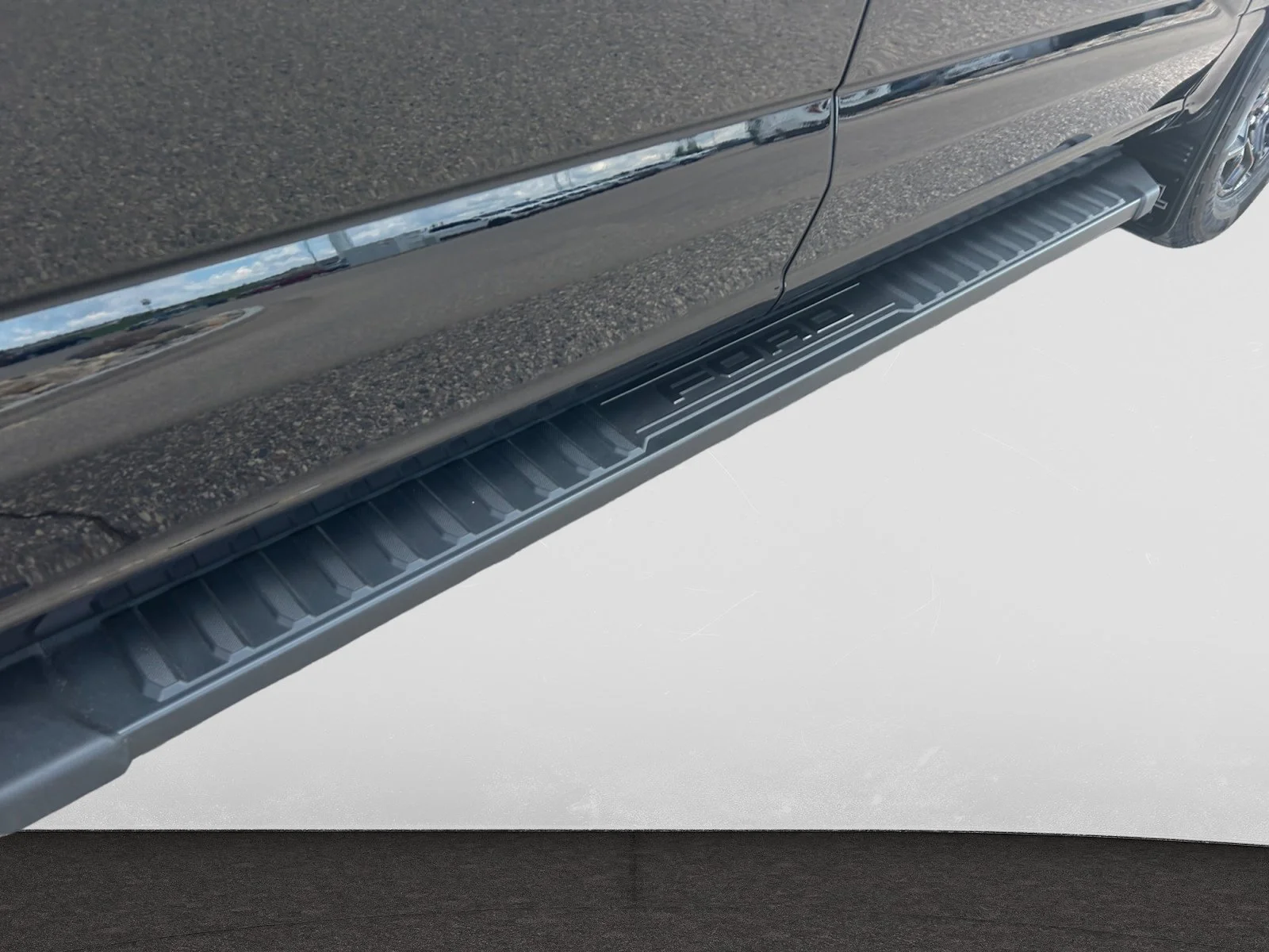 New 2026 Agate Black Metallic Ford XLT image 11