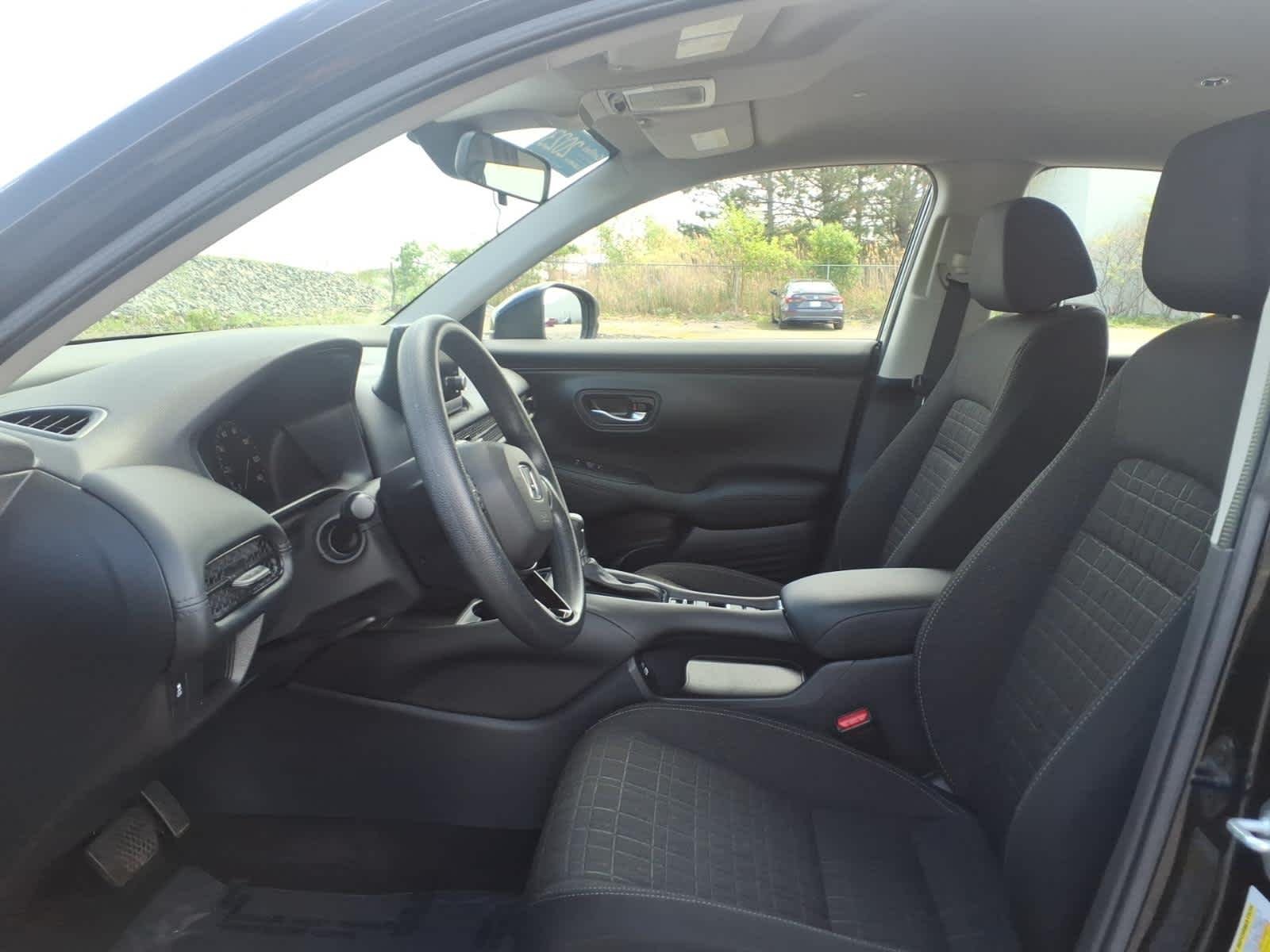 2023 Honda HR-V LX - Photo 11