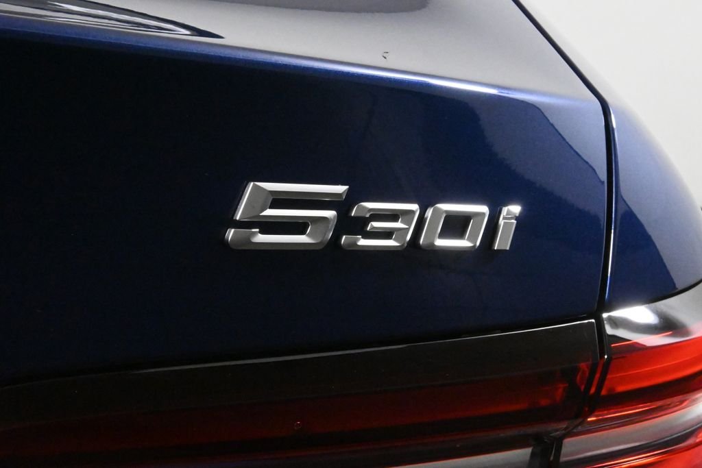 Used 2026 Blue BMW 530i xDrive image 41