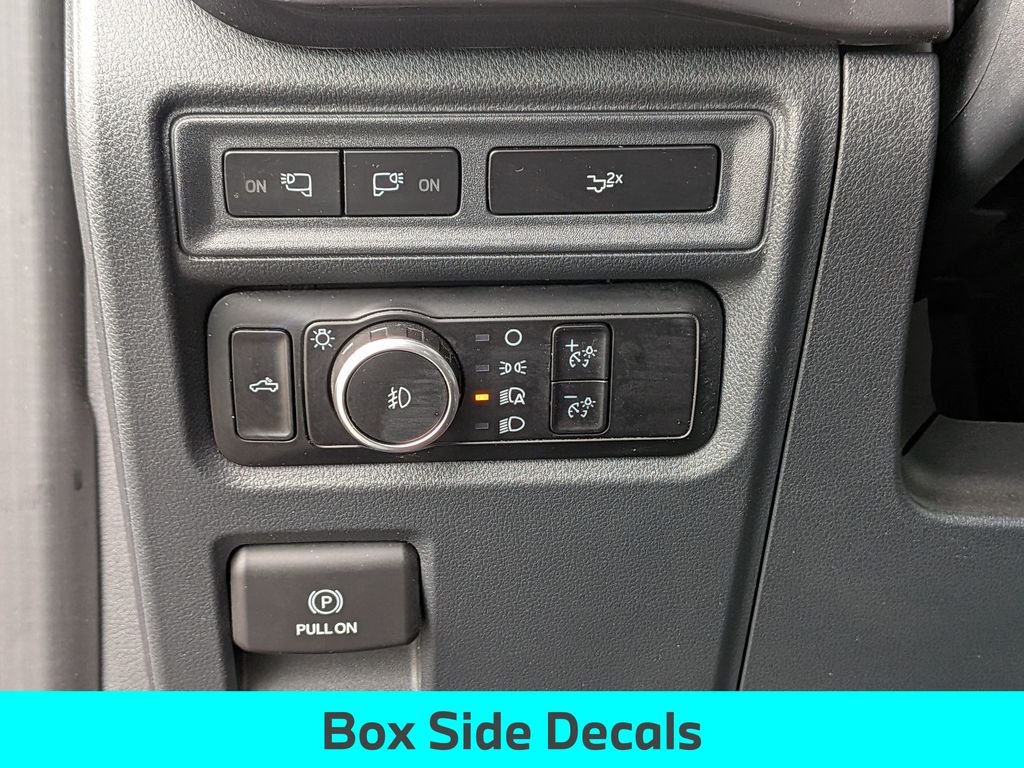 Used 2023 Silver Ford XLT image 19