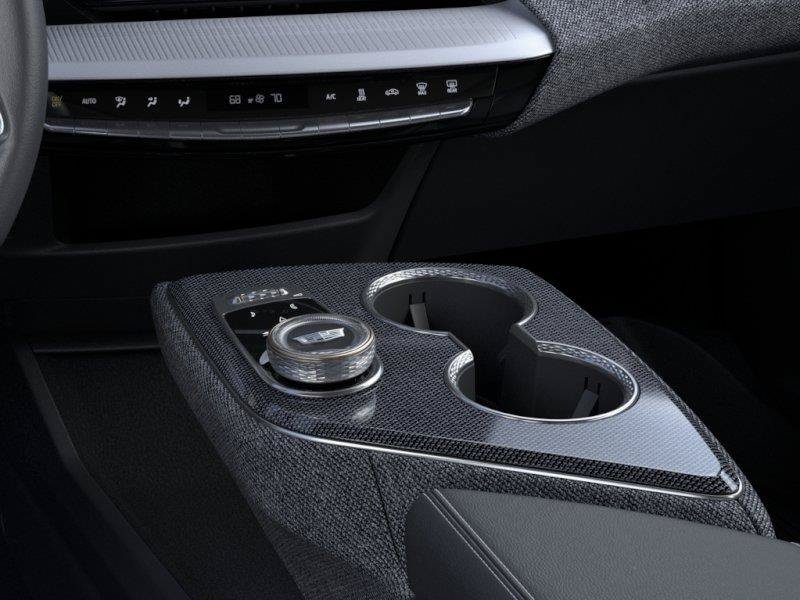 2027 Cadillac OPTIQ Luxury - Photo 23