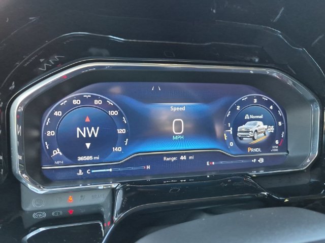 Used 2024 Summit White Chevrolet LT (2FL) image 13
