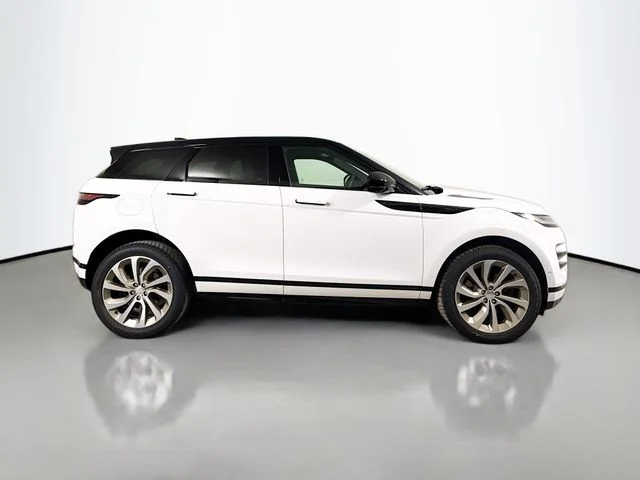 New 2026 Fuji White Land Rover  image 4