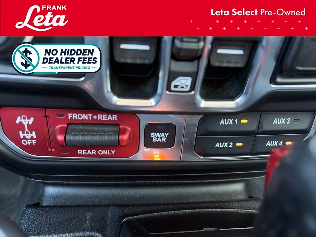 Used 2020 Black Clearcoat Jeep  image 17