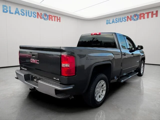 Used 2017 Gray GMC SLE image 5