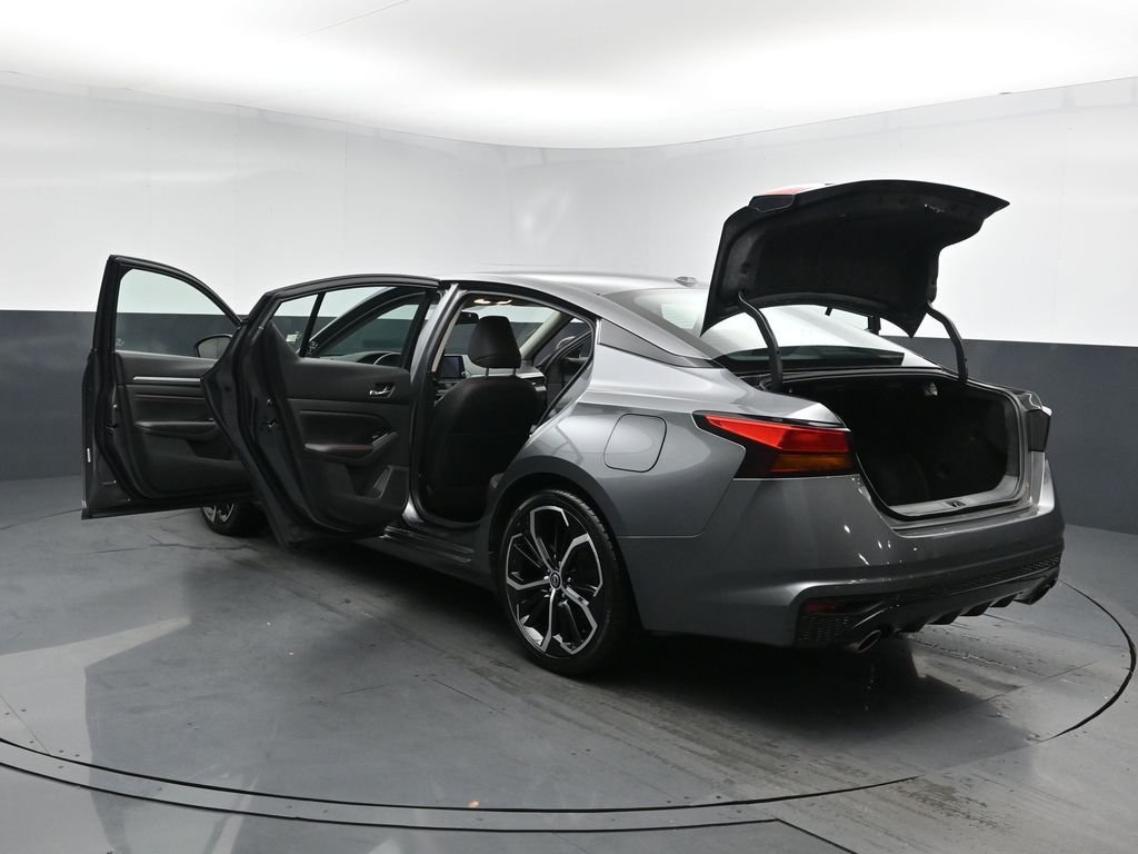 2023 Nissan Altima SR - Photo 27