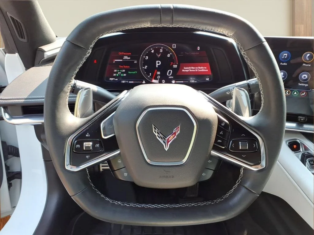 Used 2020 White Chevrolet Stingray image 8