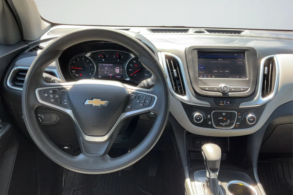 Used 2022 Silver Chevrolet LT image 13