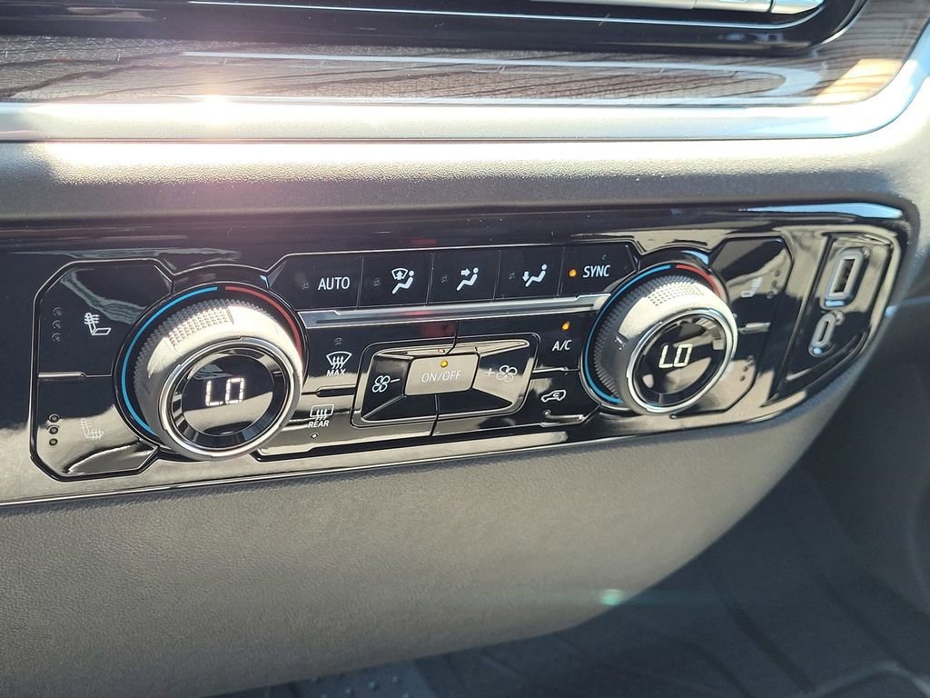 2025 Chevrolet Silverado 1500 LT - Photo 20