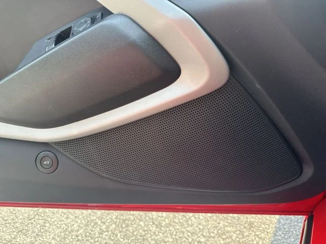Used 2016 Red Chevrolet 1LT image 26