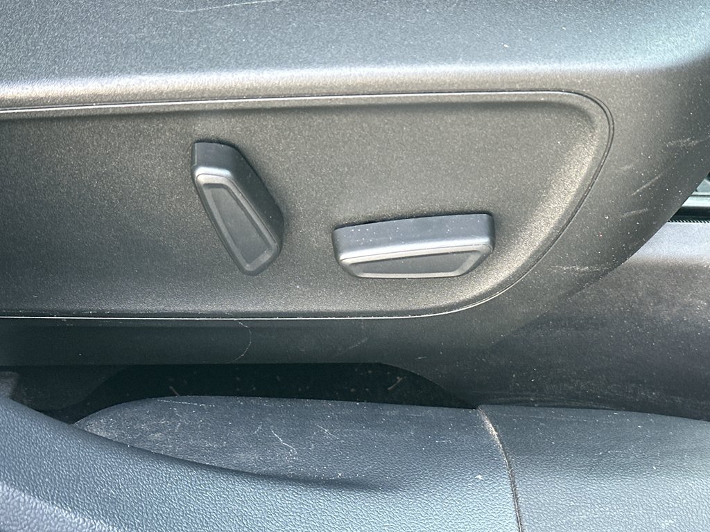 Used 2022 Carbonized Gray Metallic Ford Titanium image 35