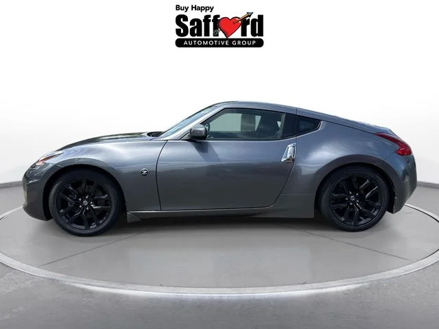 Used 2020 Gray Nissan Base image 4