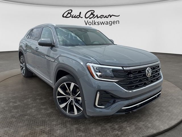New 2026 Pure Gray Volkswagen 2.0T SEL Premium R-Line image 1