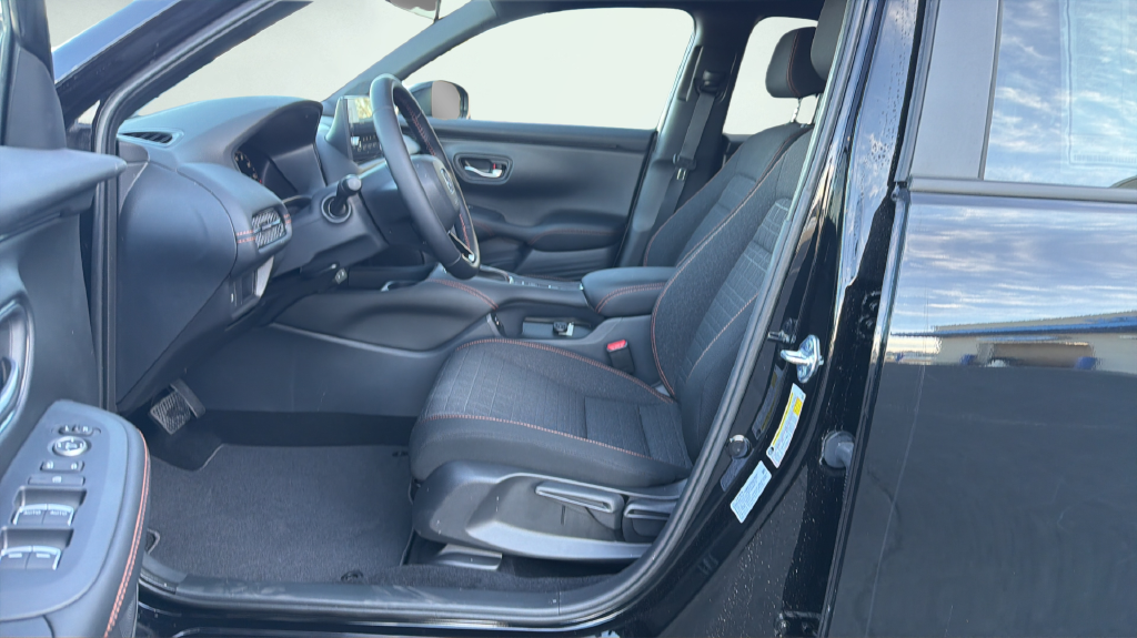 2027 Honda HR-V Sport - Photo 16