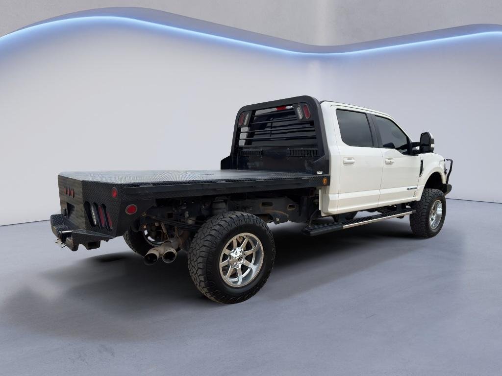 Used 2018 White Platinum Metallic Tri-Coat Ford LARIAT image 5