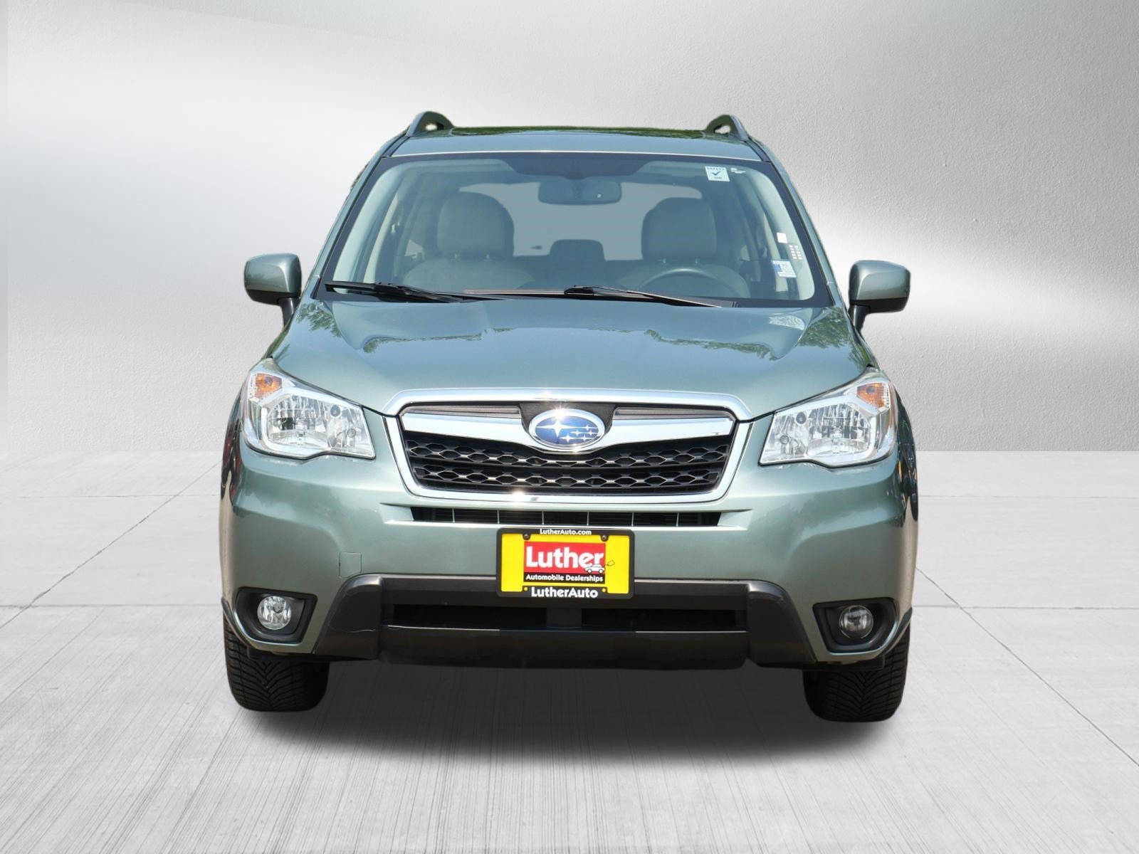 Used 2016 Subaru Forester i Limited with VIN JF2SJAKC9GH545615 for sale in Vadnais Heights, Minnesota
