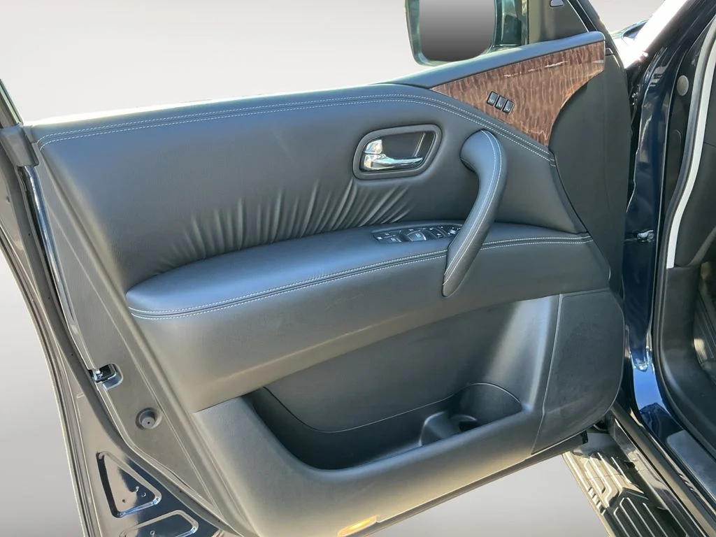 Used 2020 Blue Nissan Platinum image 10