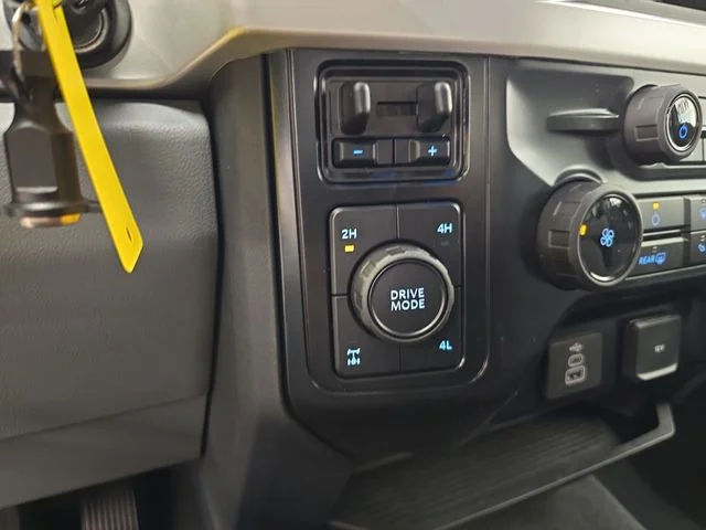 New 2026 Oxford White Ford F-350® XL image 33