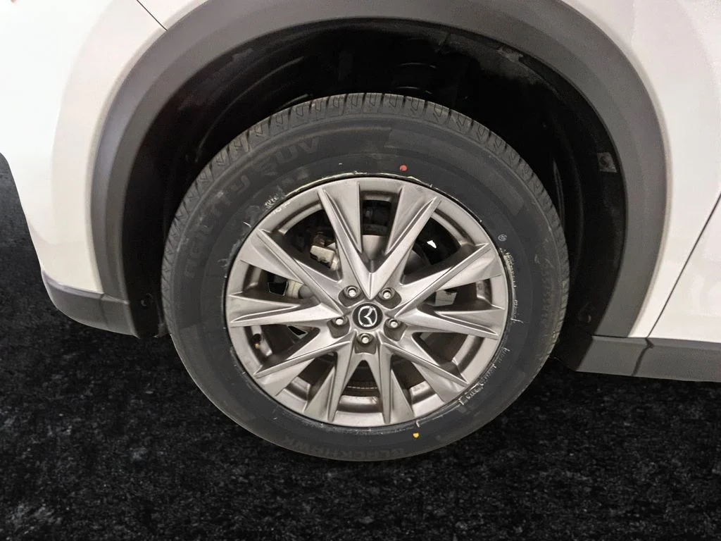 Used 2021 White Mazda Grand Touring image 27