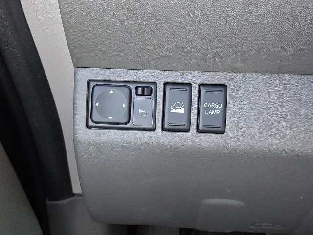 Used 2020 Gray Nissan SV image 25
