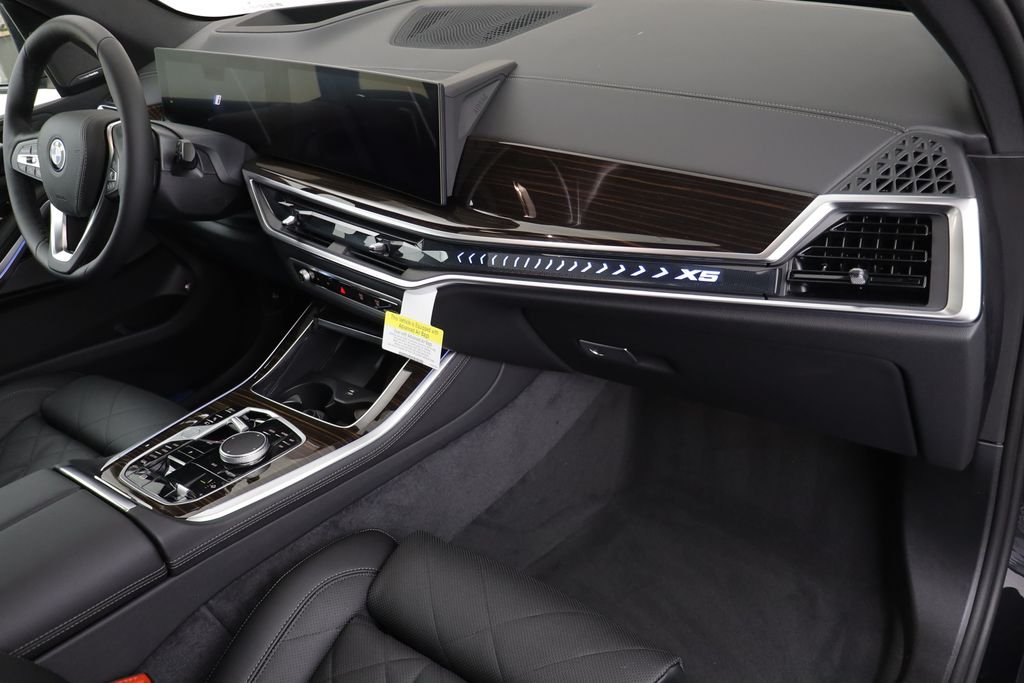 New 2026 Black Sapphire Metallic BMW xDrive50e image 22
