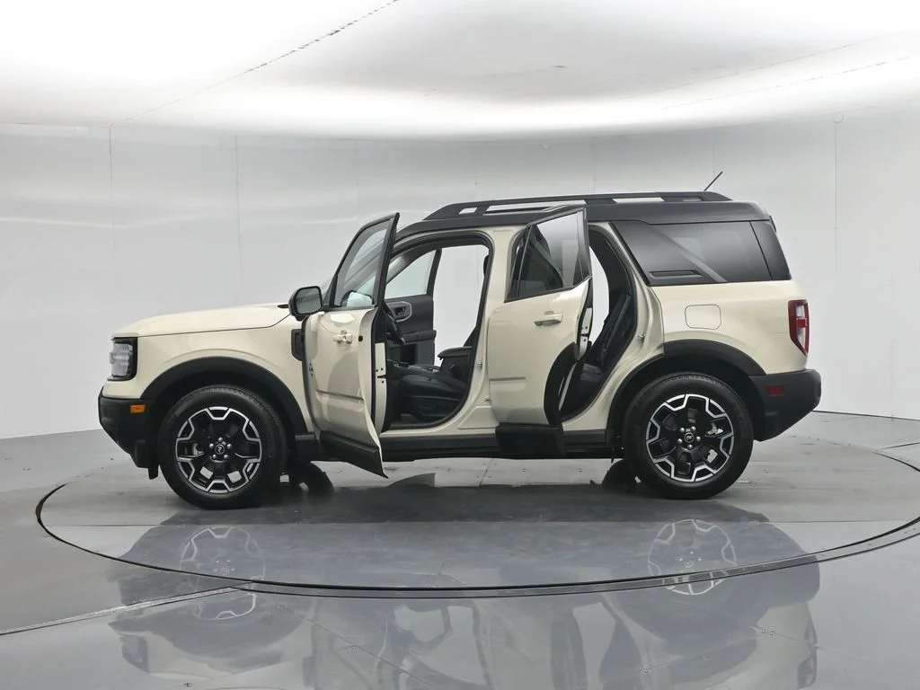 Certified Used 2025 Beige Ford Outer Banks image 37