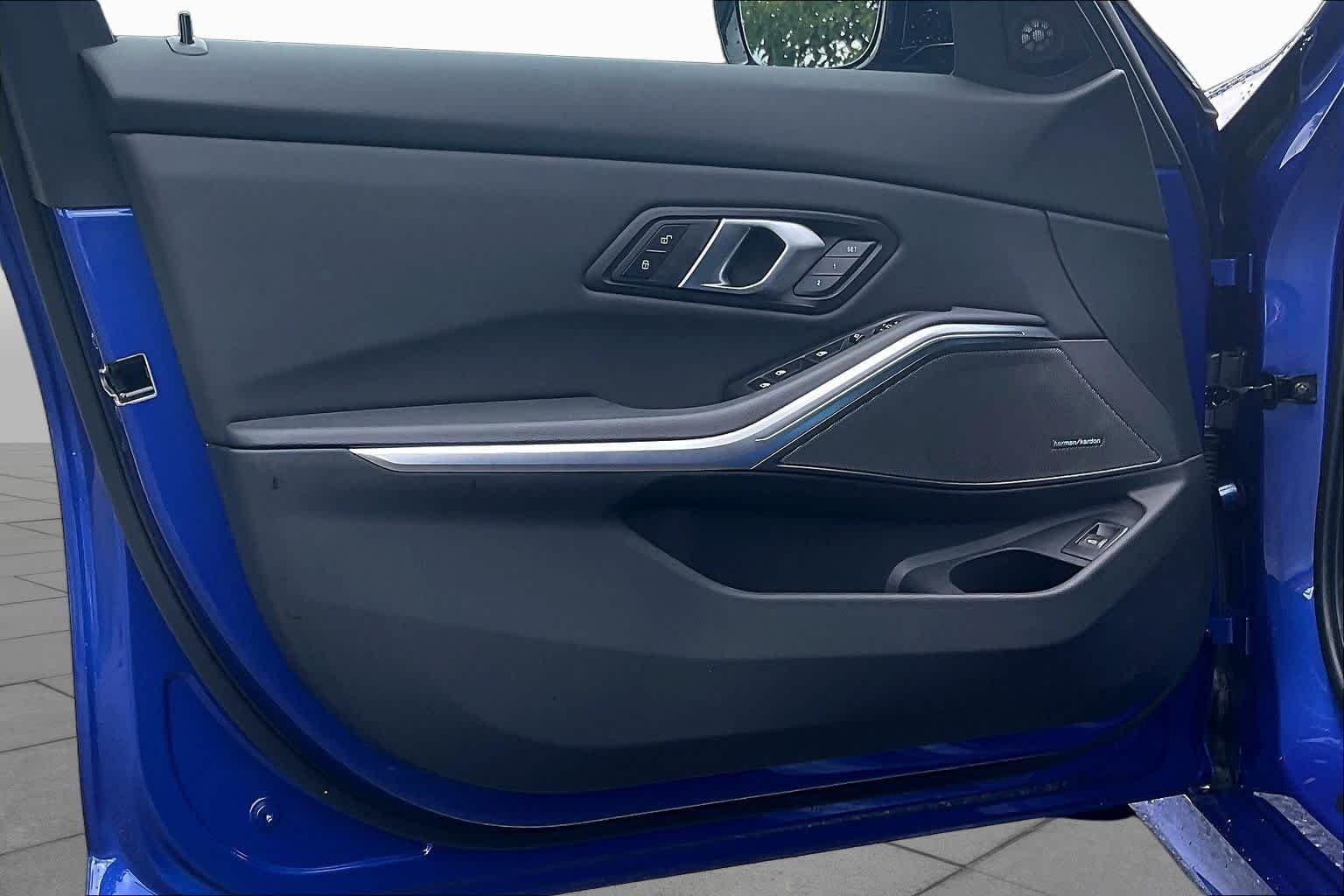 2026 BMW 3 Series 330i - Photo 23