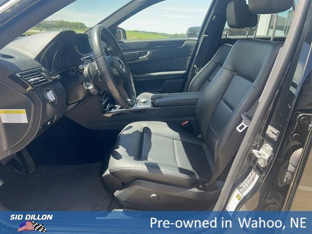 Used 2010 Black Mercedes-Benz E 350 Luxury image 9