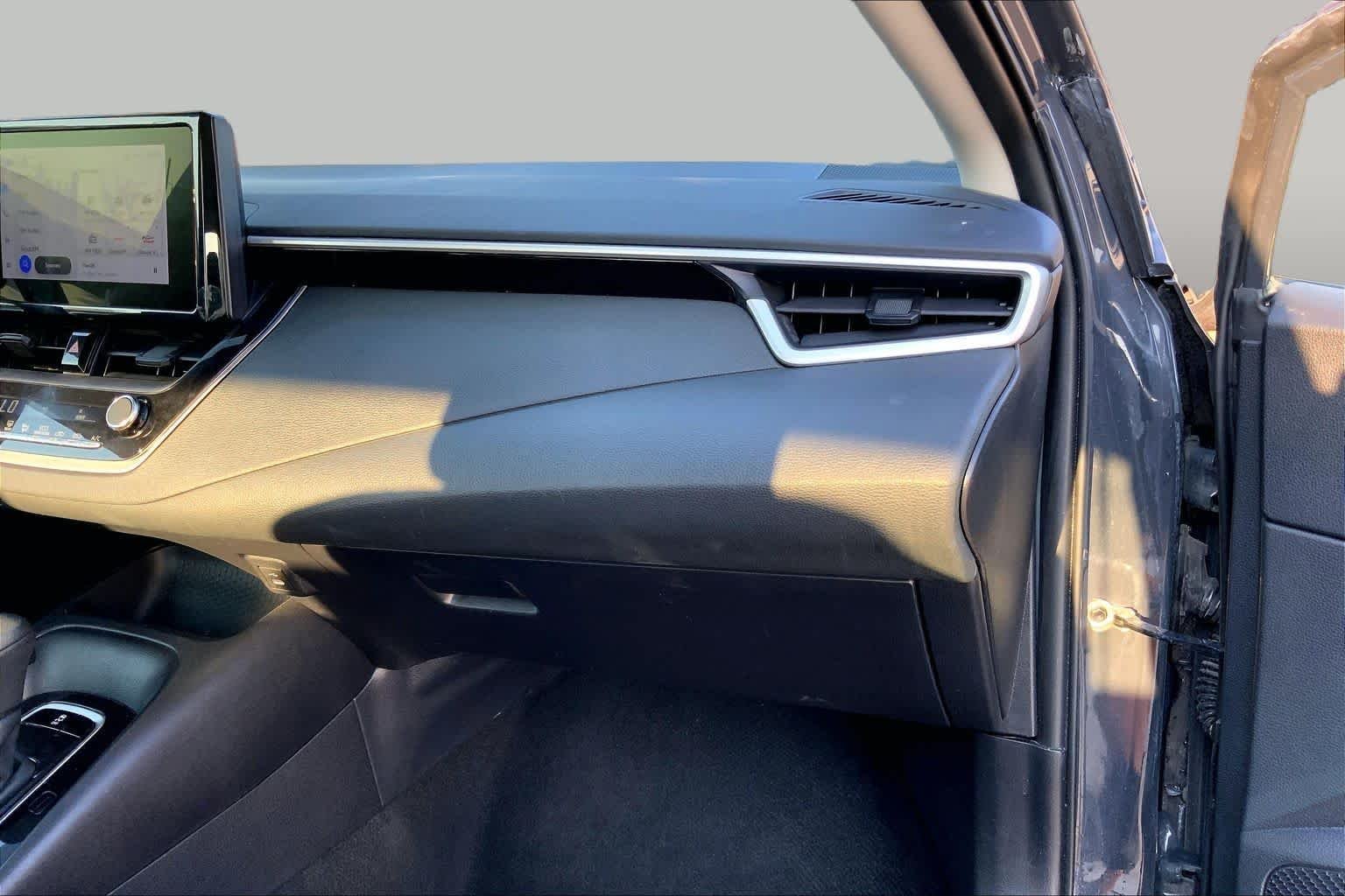 Used 2025 Underground Toyota LE image 19