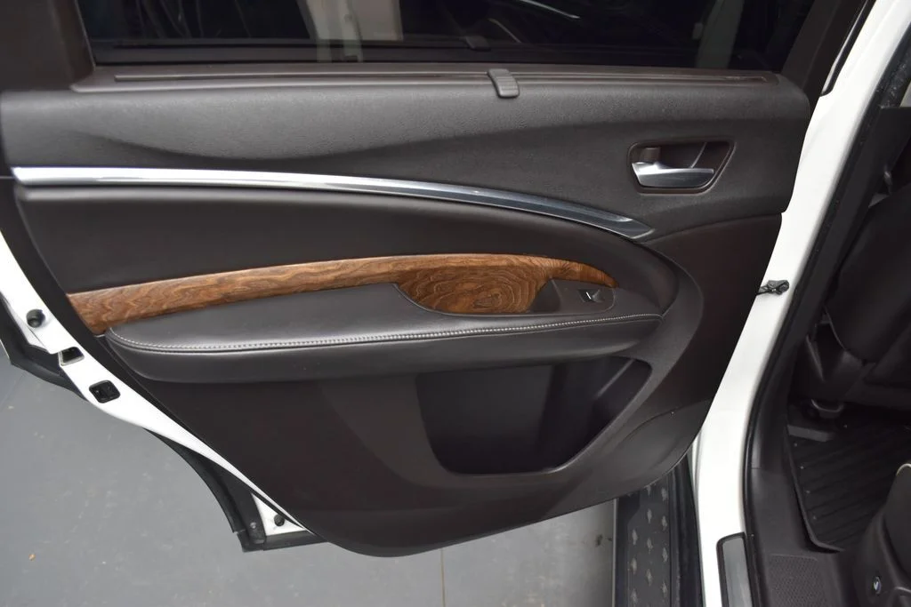 2017 Acura MDX Advance and Entertainment Package - Photo 19