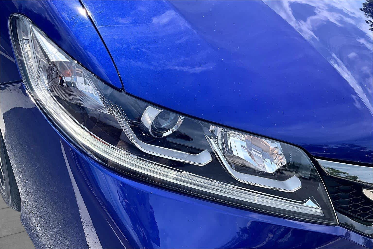 Used 2017 Deep Blue Opal Metallic Honda EX-L image 26