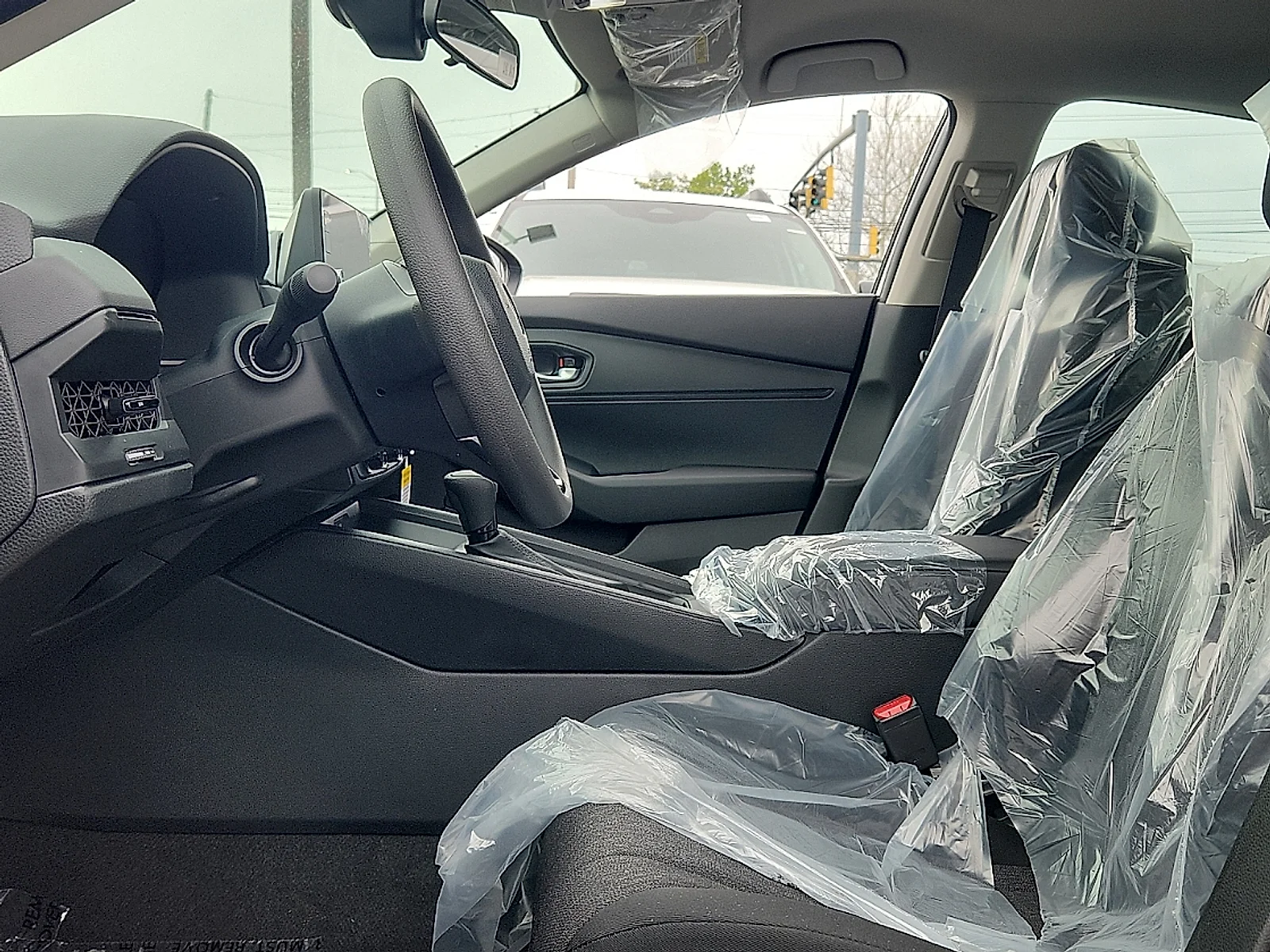 New 2026 Platinum White Pearl Honda LX image 9