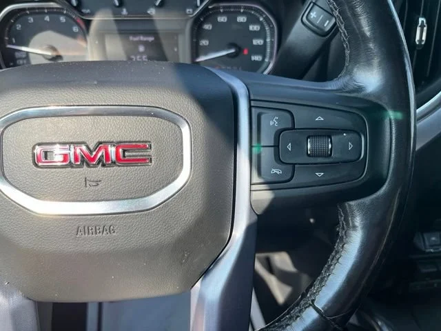 Used 2019 QUICKSILVER METALLIC GMC SLT image 31