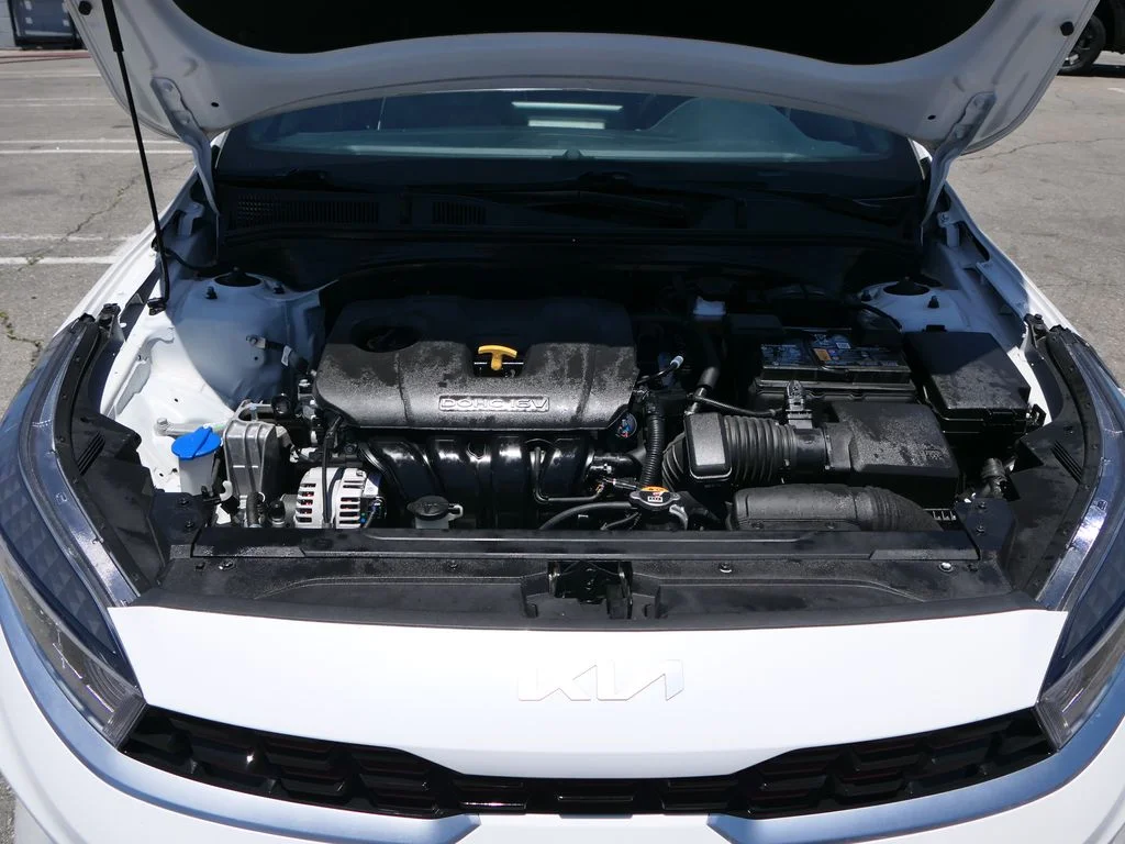 Used 2023 Snow White Pearl Kia GT-Line image 26