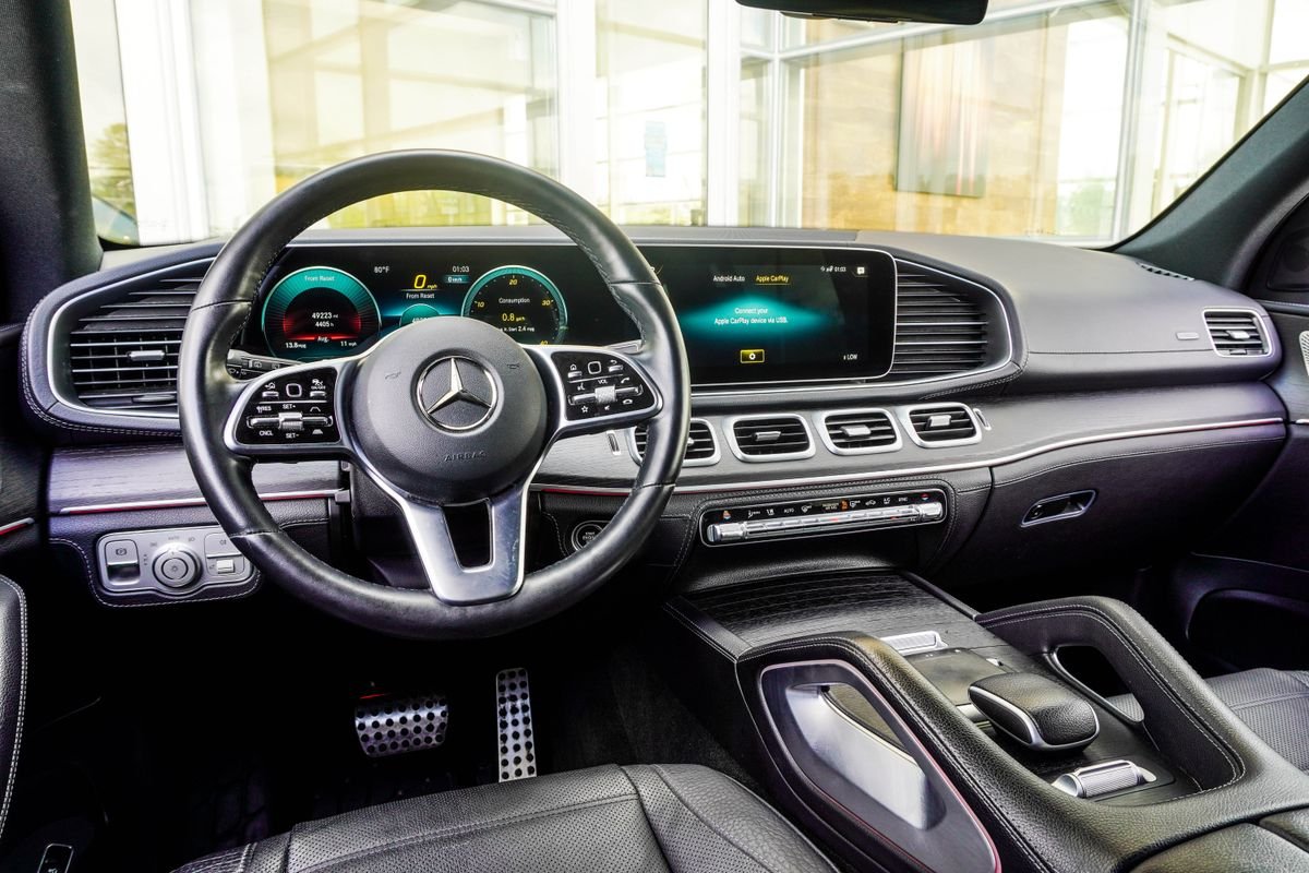 Used 2023 Gray Mercedes-Benz GLS 580 image 14