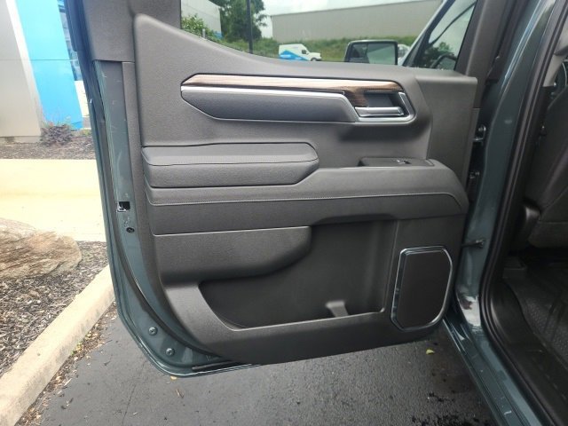2025 Chevrolet Silverado 1500 LT - Photo 15