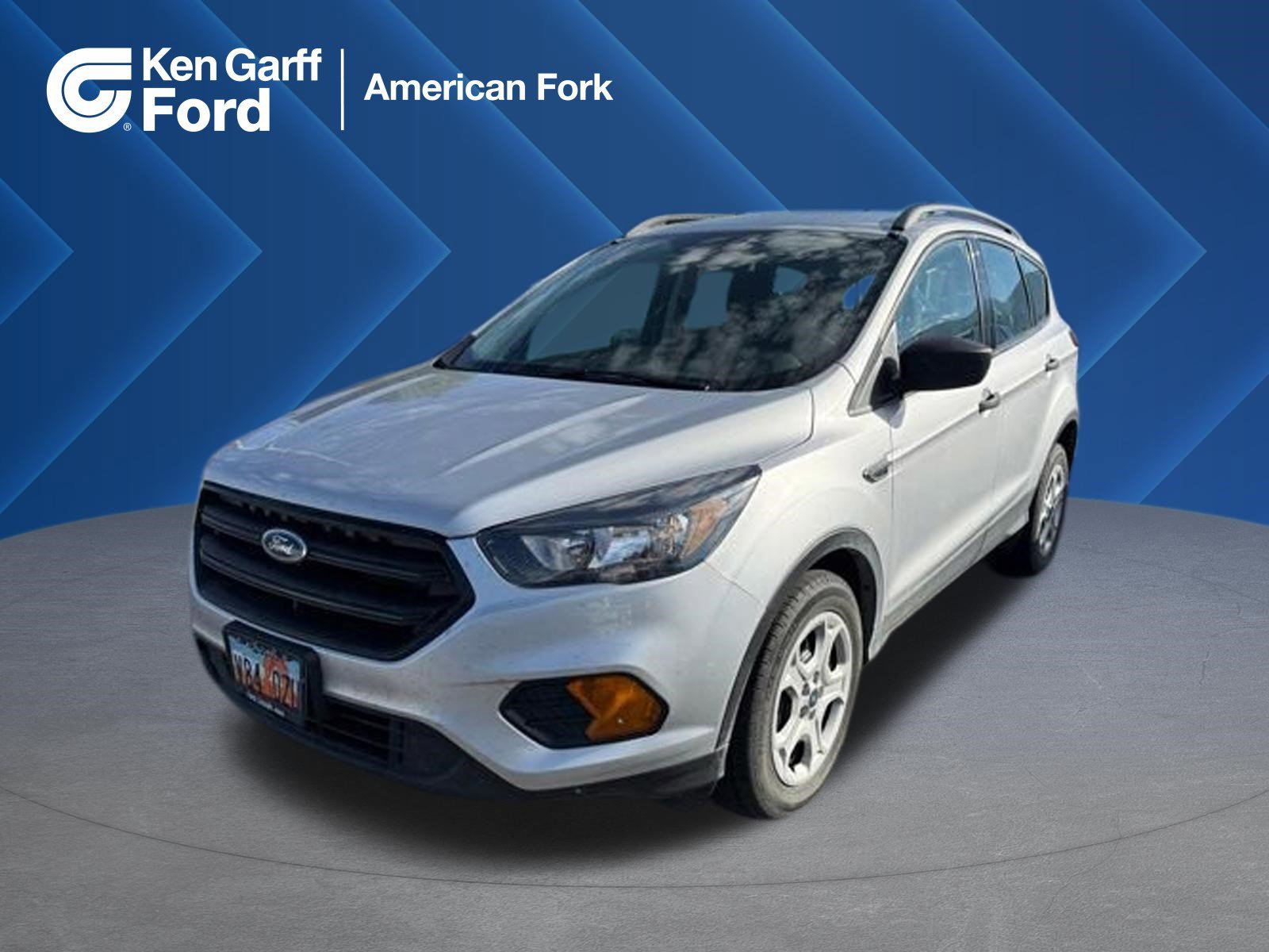 2019 Ford Escape S's photo