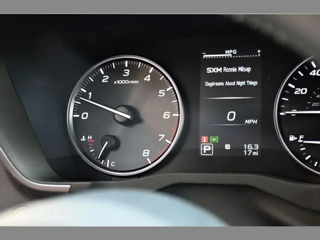 New 2026 CRYSTAL WHITE PEARL Subaru Touring 7-Passenger image 19