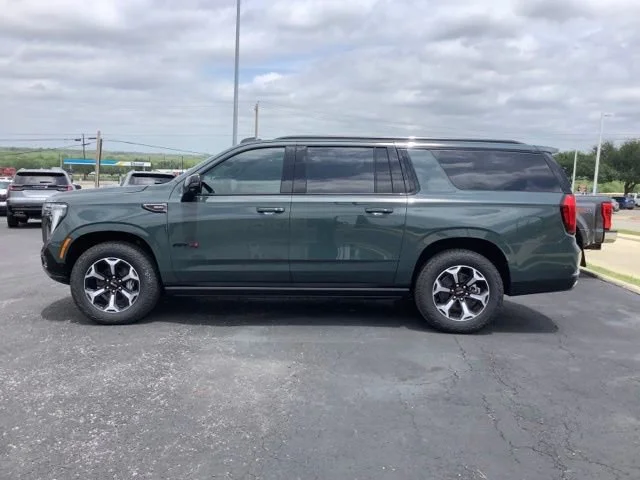 2026 GMC Yukon XL AT4 - Photo 8