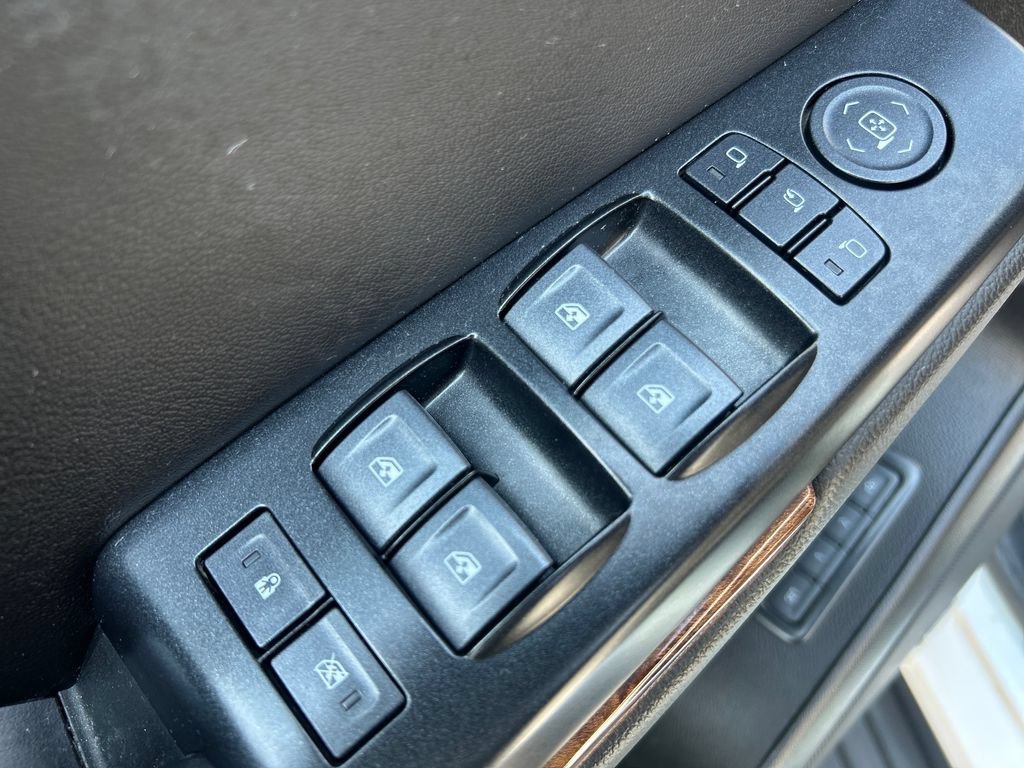 2020 Chevrolet Suburban Premier - Photo 39