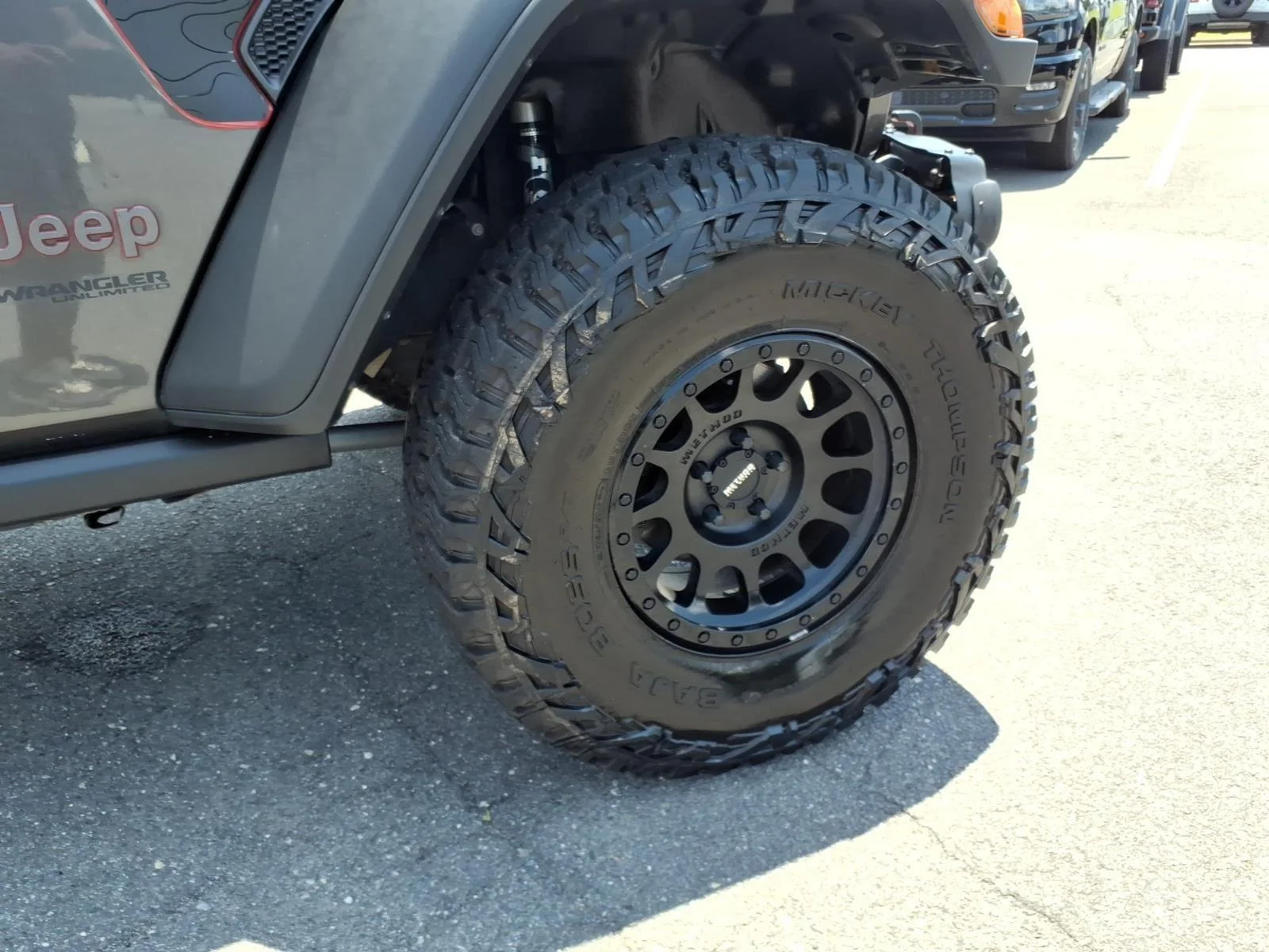 Used 2018 Granite Crystal Metallic Clearcoat Jeep Rubicon image 11