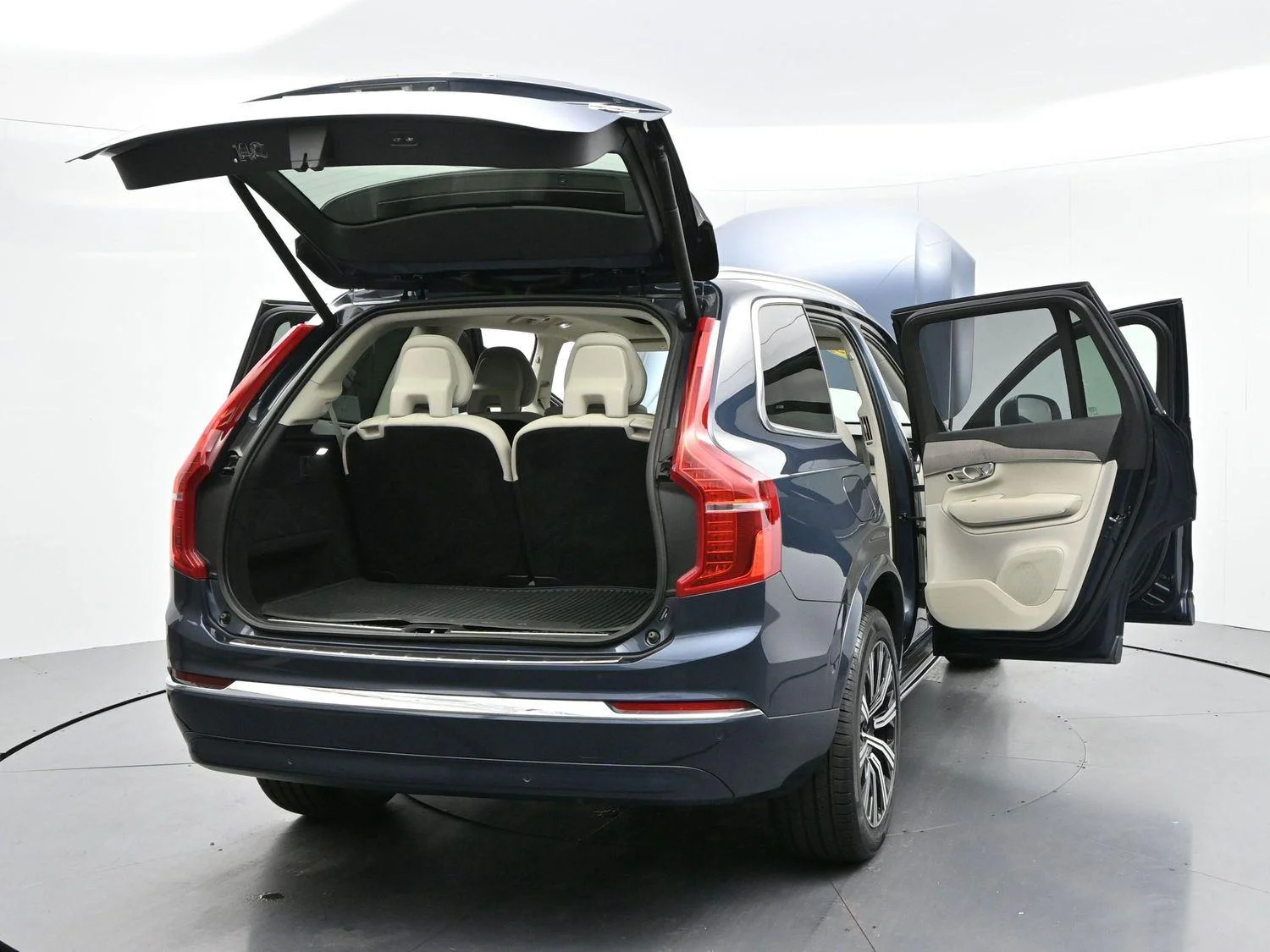 Used 2023 Blue Volvo Plus image 44