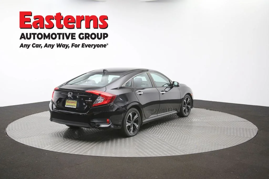 Used 2017 Black Honda Touring image 35