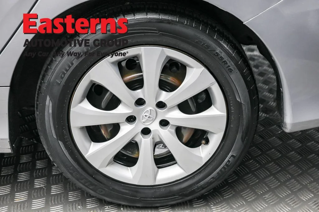 Used 2019 Gray Honda LX image 8
