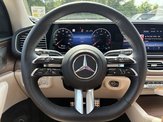 Certified Used 2026 Polar White Mercedes-Benz GLS 450 image 9