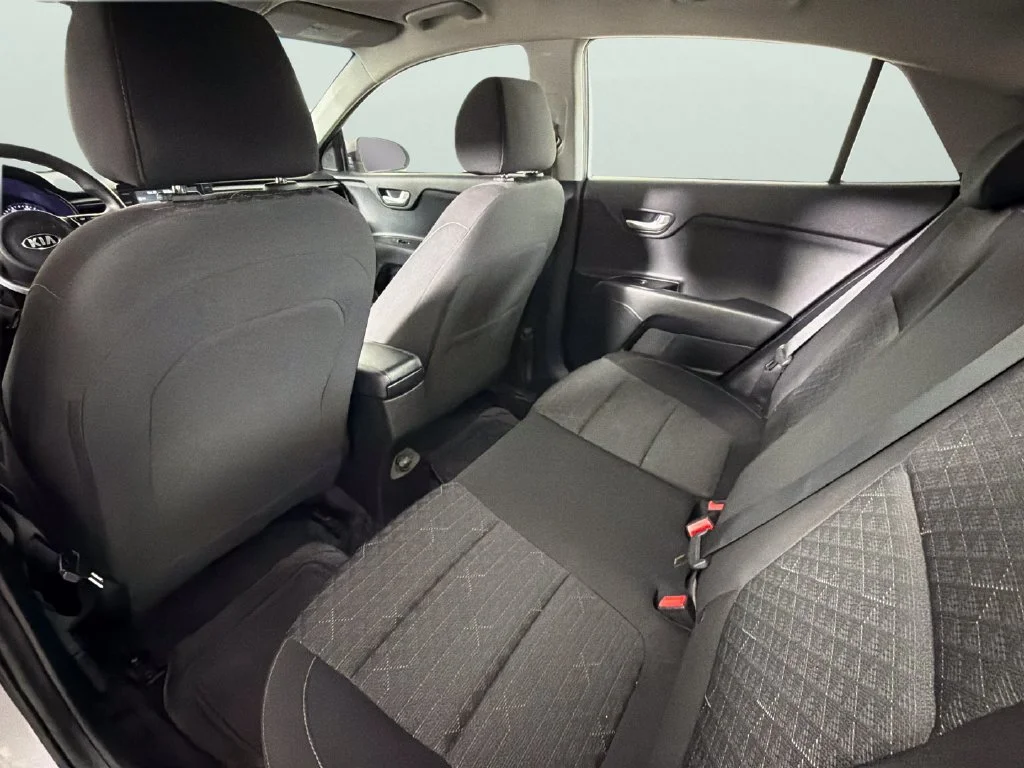 2020 Kia RIO S - Photo 27