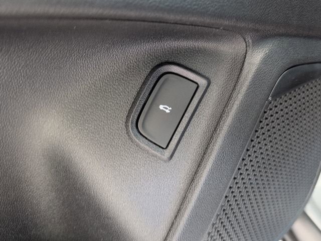 2026 Chevrolet Blazer EV LT - Photo 18