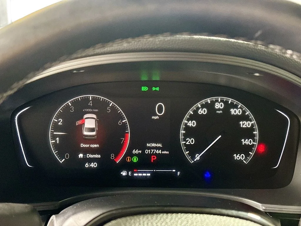 Used 2025 White Honda Sport image 14