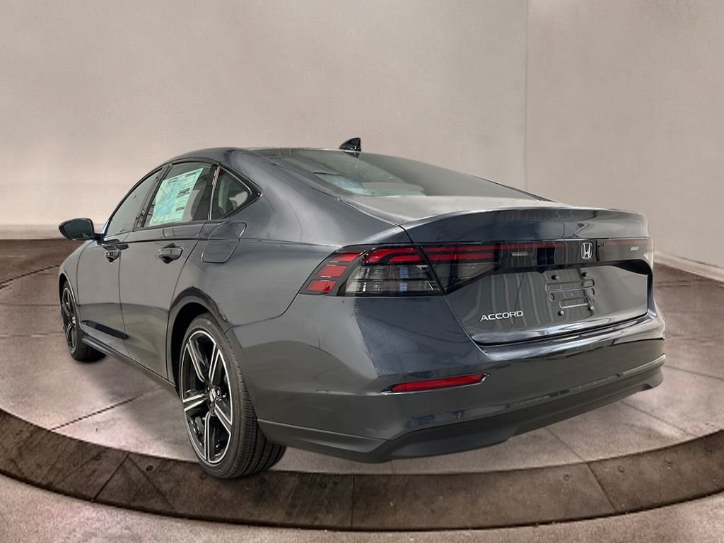 New 2026 Meteorite Gray Metallic Honda SE image 3