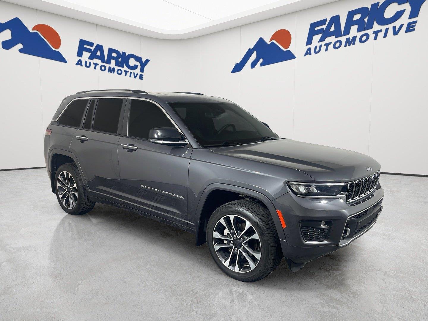 Used 2022 Baltic Gray Metallic Clearcoat Jeep Overland image 6